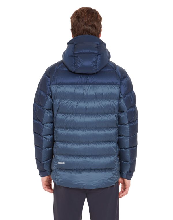 Rab Glaceon Pro Jacket je nová, lehká, univerzální péřovka od Rabu kombinující osvědčený materiál Pertex a špičkové prachové peří o plnivosti 700FP.