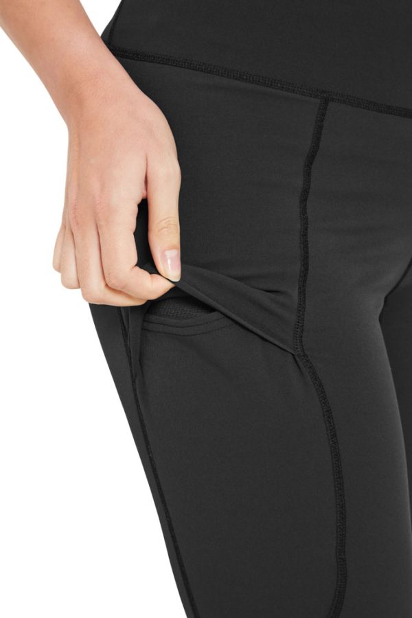 Rab Incline AS Tights jsou celoroční univerzální outdoorové kalhoty kombinující pohodlnost legín a odolnost horských kalhot z materiálu Thermic™ s DWR.